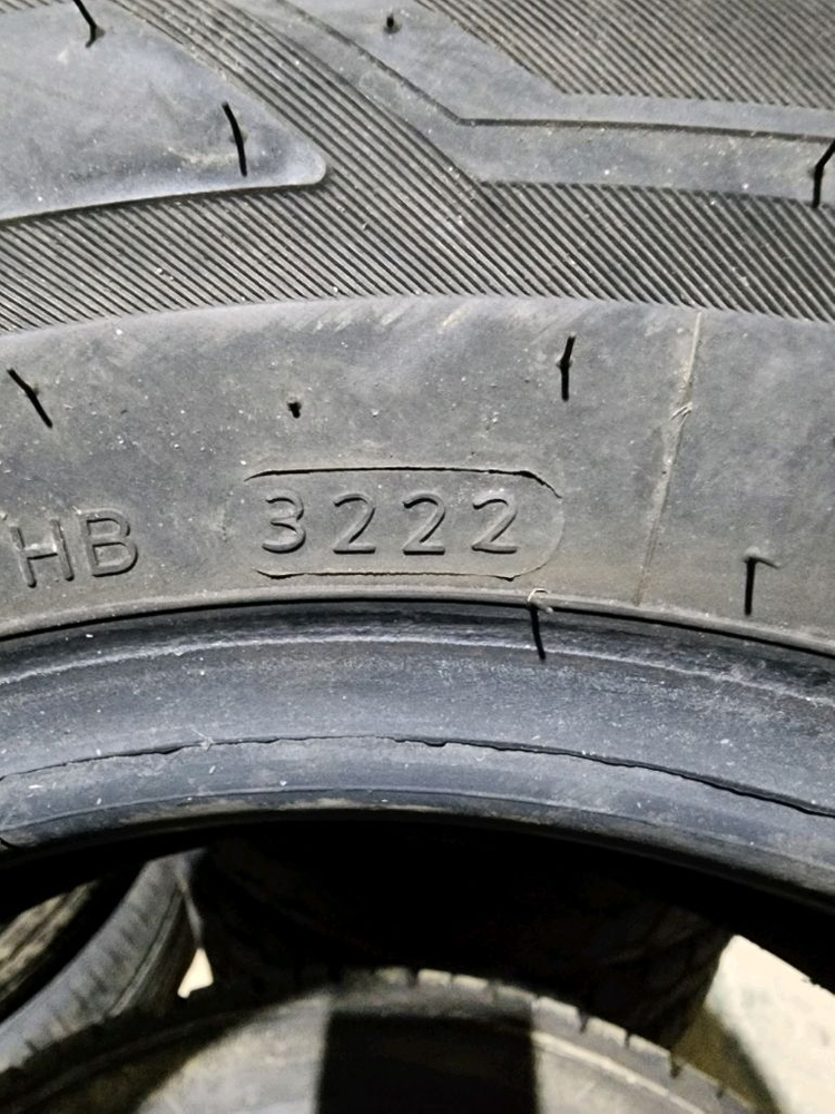 155 r12 화물차 중고타이어 4개--3