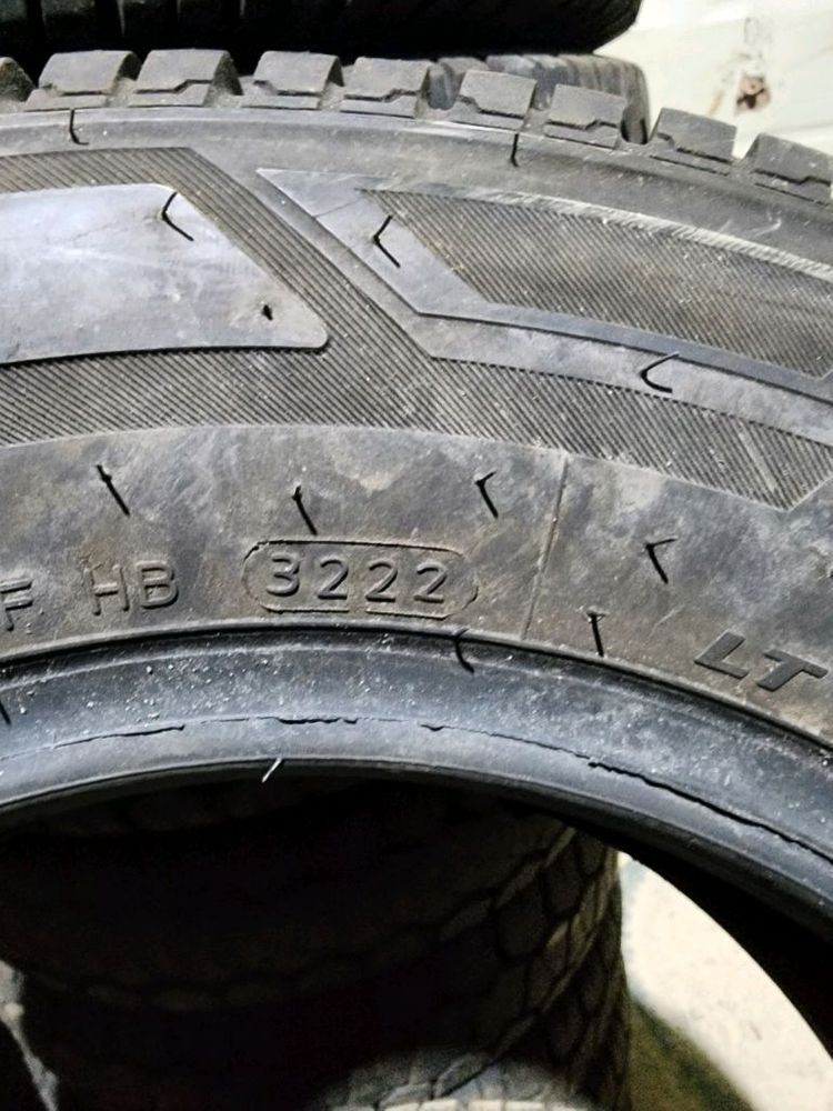 155 r12 화물차 중고타이어 4개--4