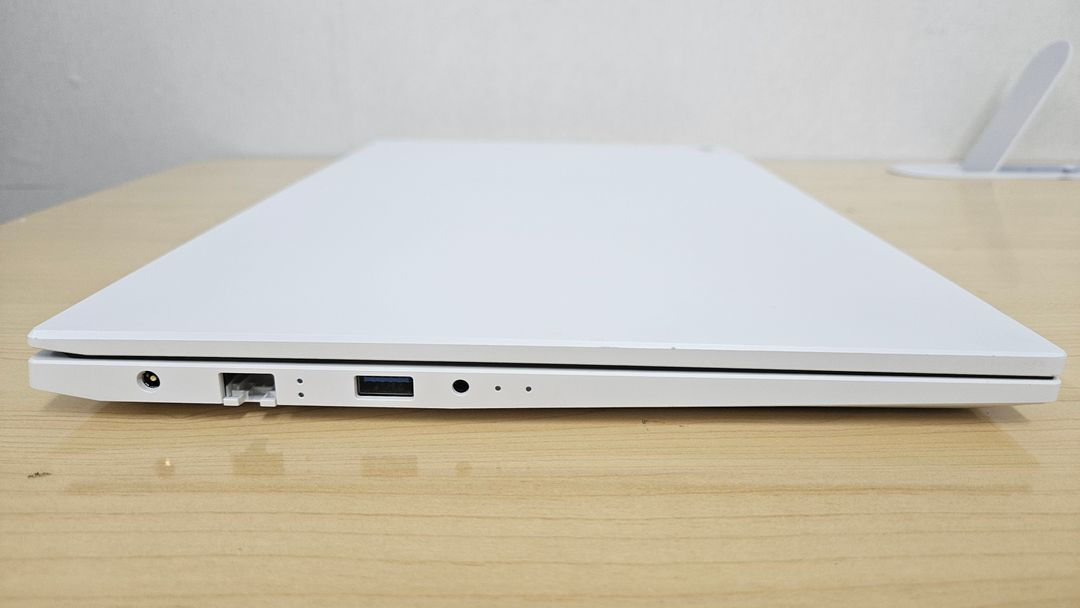 [노트북] LG 울트라PC 15UD40Q 15인치 라이젠5 8GB SSD1TB--5