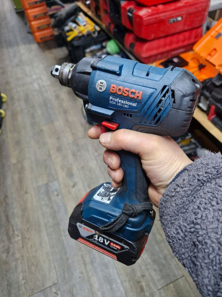[정품]보쉬충전임팩렌치GDX18V180 임팩드라이버 렌치겸용 A급 이미지
