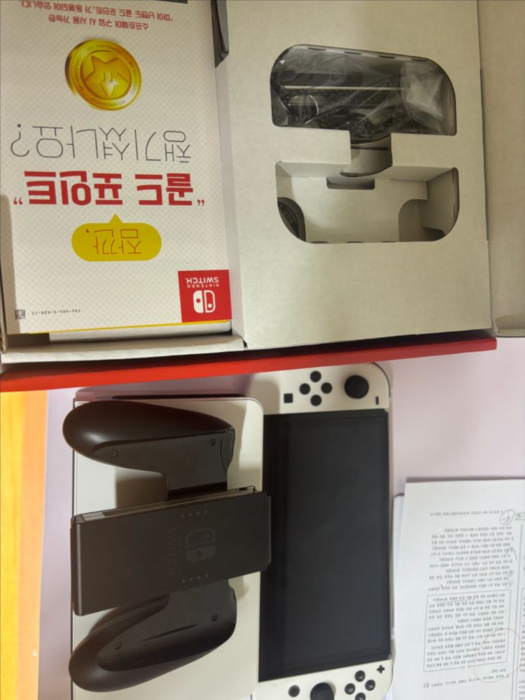 닌텐도 스위치 OLED 화이트--4