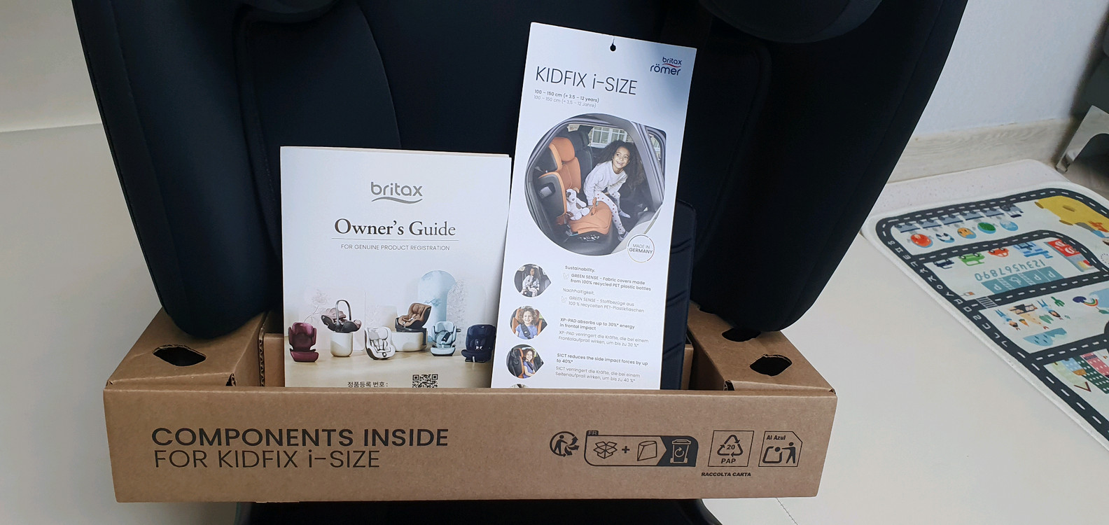 브라이텍스 키드픽스 아이사이즈+보호매트 새상품(아이소픽스 전용)--1