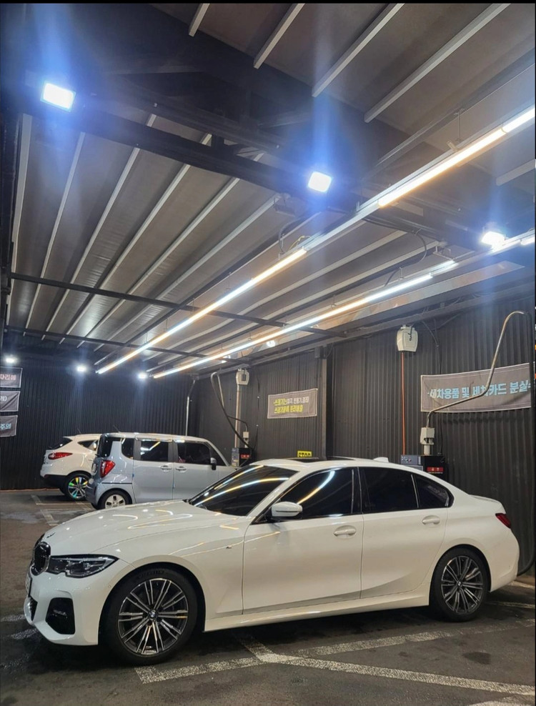 320i M스포츠 패키지--4