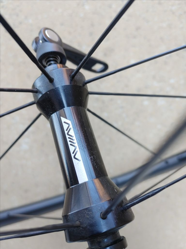 A급] 아비아브 아데온 튜블리스레디 카본 휠셋(림브) +카본패드 팝니다. (53만)--4