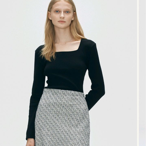 [새상품]sie 시에 이네스 플레어 스커트 정다나 이미지