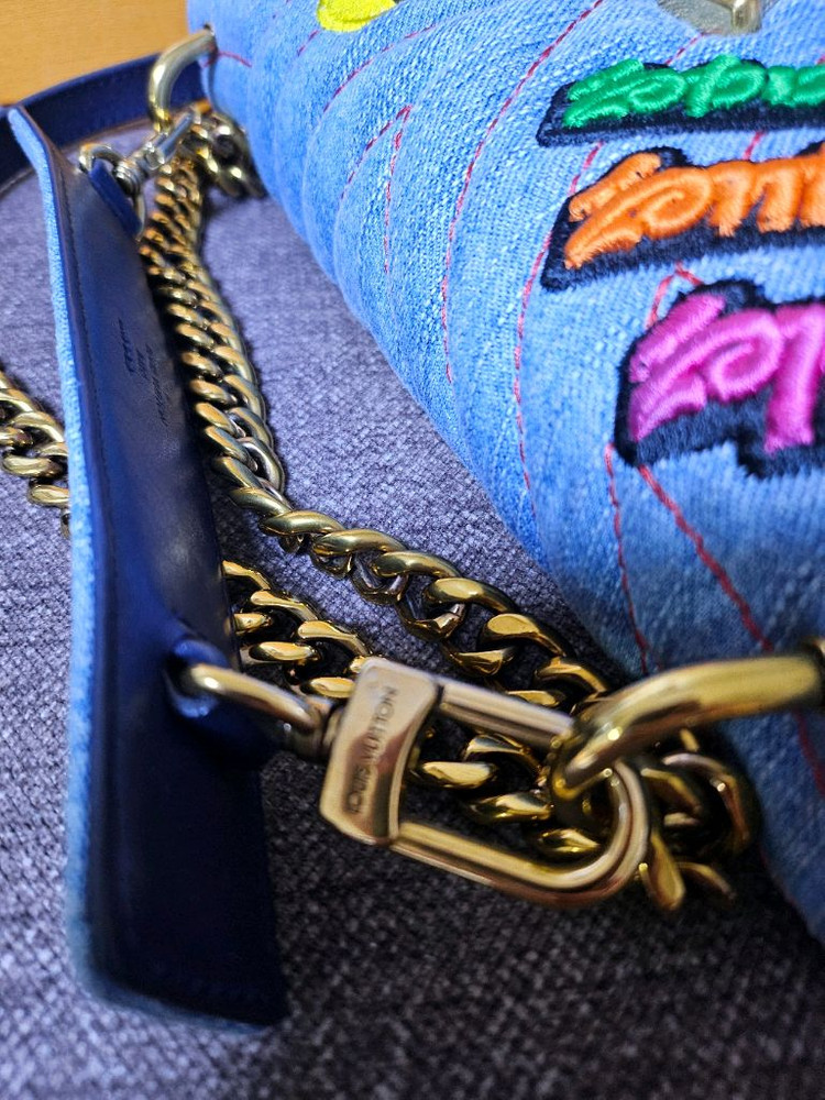 루이비통 뉴웨이브 체인백--4