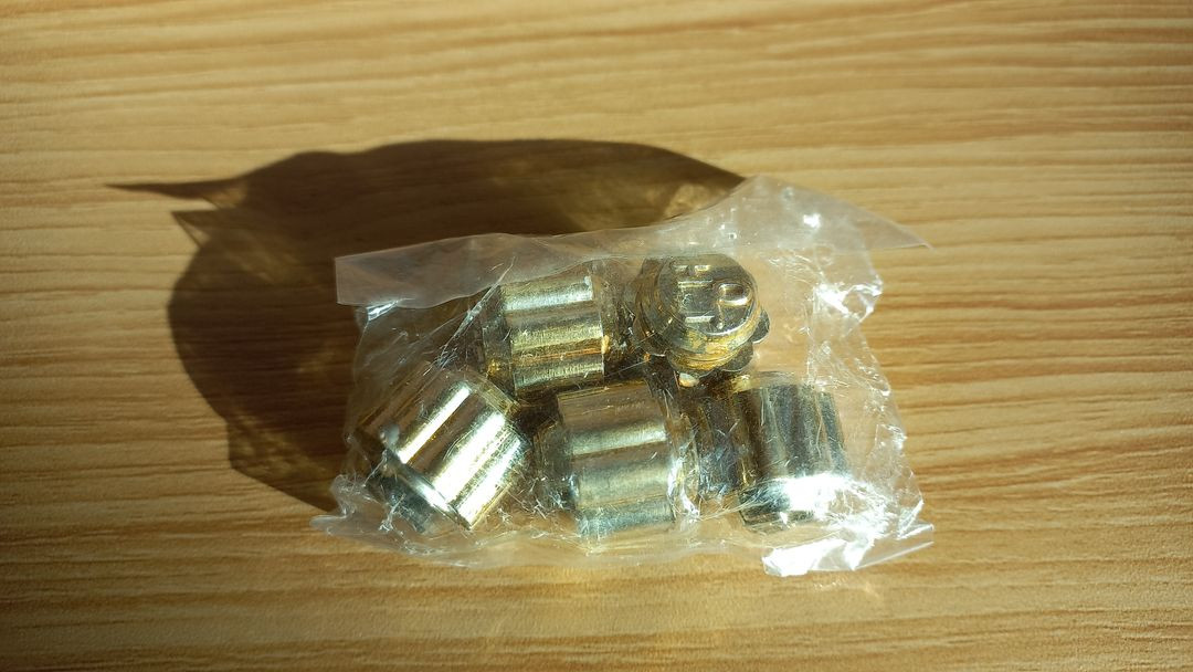 고전 공기 90년대 HOT 장난감 문방구 놀이 황금 금색 이미지