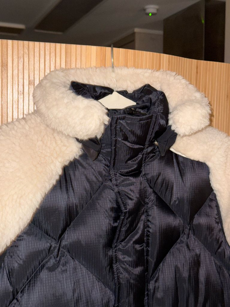 사카이 시어링 블루종 퍼 자켓 블랙/에크루--2