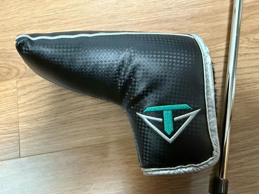 툴롱 게라지 메디슨 블랙 투어퍼터 34인치 판매합니다.--4