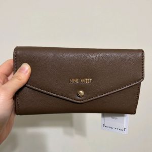 나인웨스트 지갑