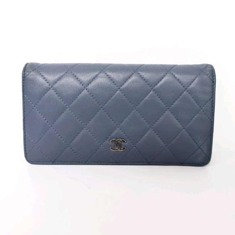 샤넬 캐비어 은장 CC로고 클래식 플랩 여성 장지갑--1