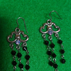 공방 웨딩 하객 귀걸이 빛을 비추면 엄청 반짝여