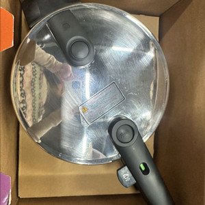 휘슬러 프리미엄 압력솥 4.5L (사용감 있음)