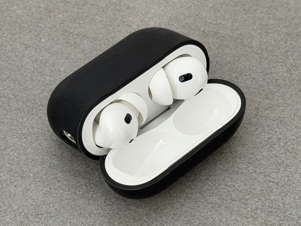 에어팟 프로 2세대 라이트닝 블루투스 이어폰 판매합니다.--3