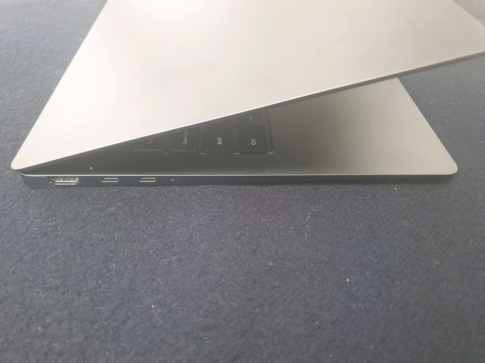 삼성 갤럭시북3프로 노트북 판매합니다--4