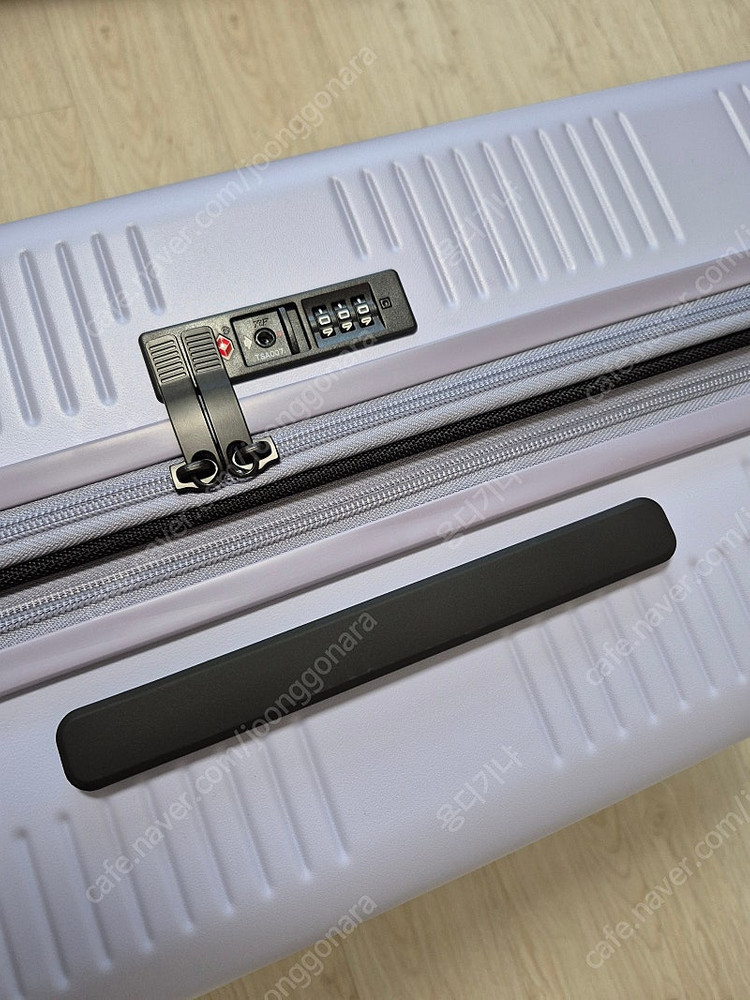 로우로우캐리어 20/27인치(새상품)--2