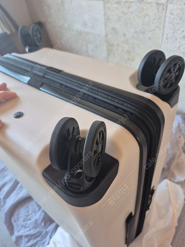 로우로우캐리어 20/27인치(새상품)--4