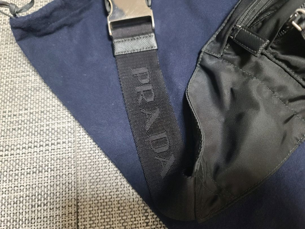 프라다 벨트백 2vl132 힙색 크로스백 바디백--3