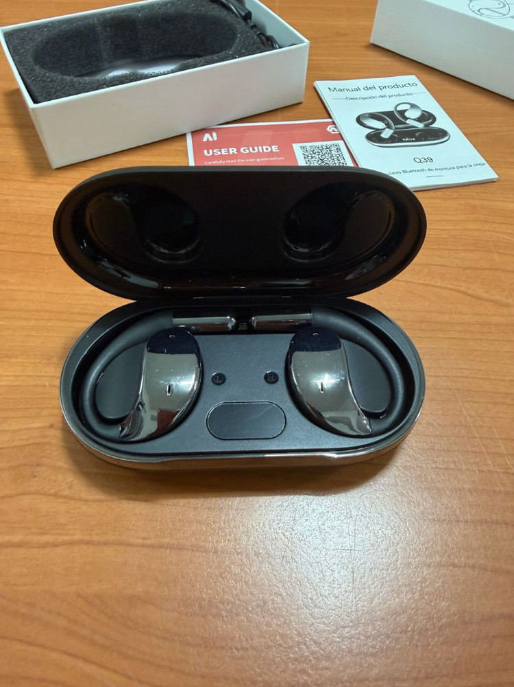 Q39 무선 이어폰 LED 디스플레이--3