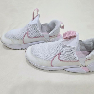 세탁완료)나이키 운동화 220