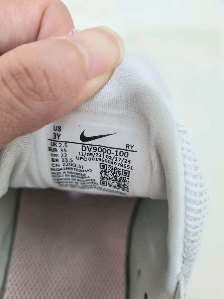 세탁완료)나이키 운동화 220--4