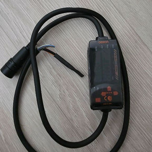 OMRON 레이저 변위 센서 앰프