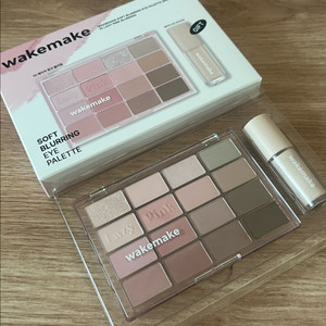 웨이크메이크 소프트블러링 아이팔레트 10호 레이지 핑크 블러링 아이프라이머 증정 올리브영 기획세트 이미지