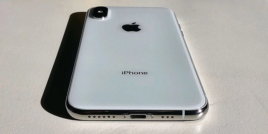 아이폰XS 512GB S급 실버 배터리100% 무음카메라 3utools 인증 이미지
