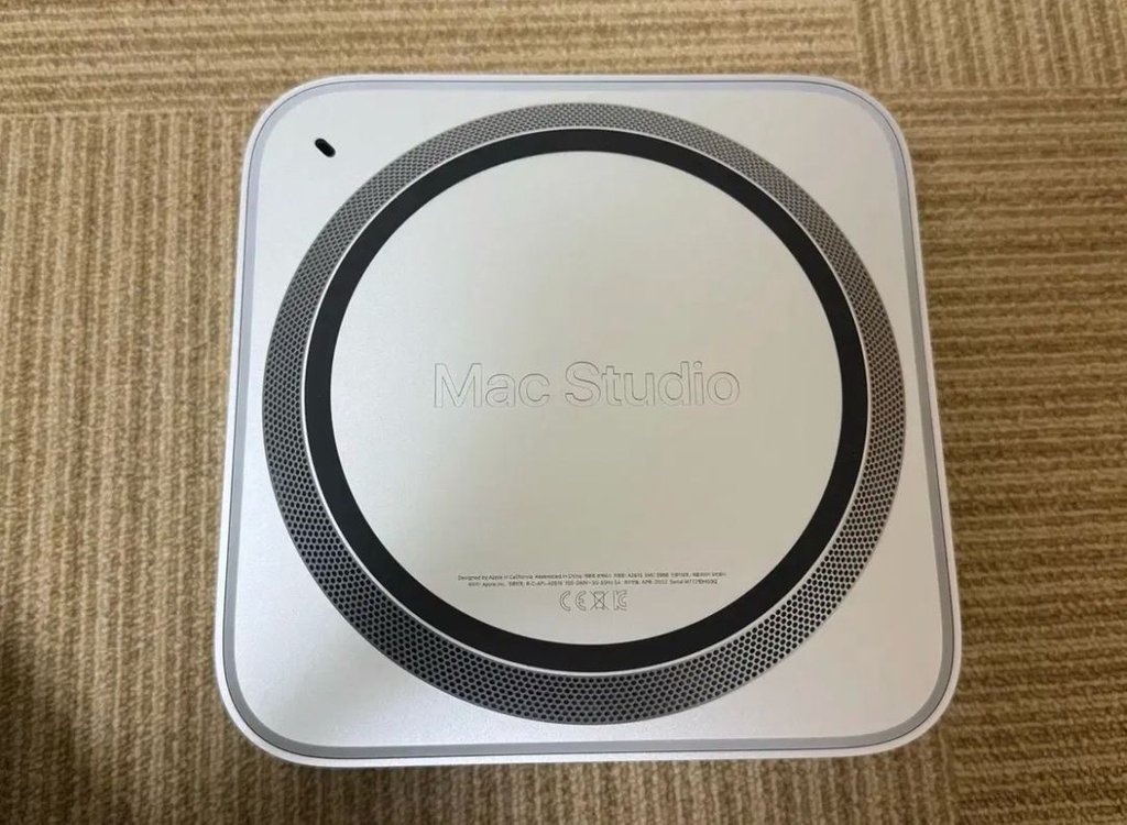 맥스튜디오 M1 Max 이미지