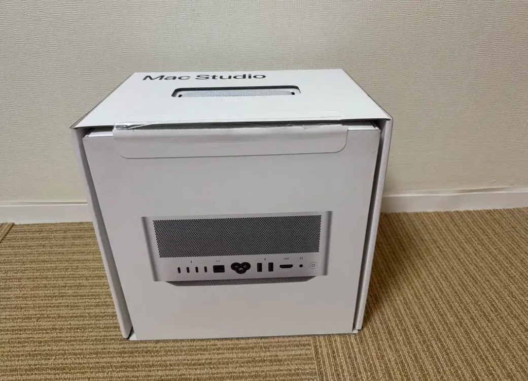 맥스튜디오 M1 Max 이미지