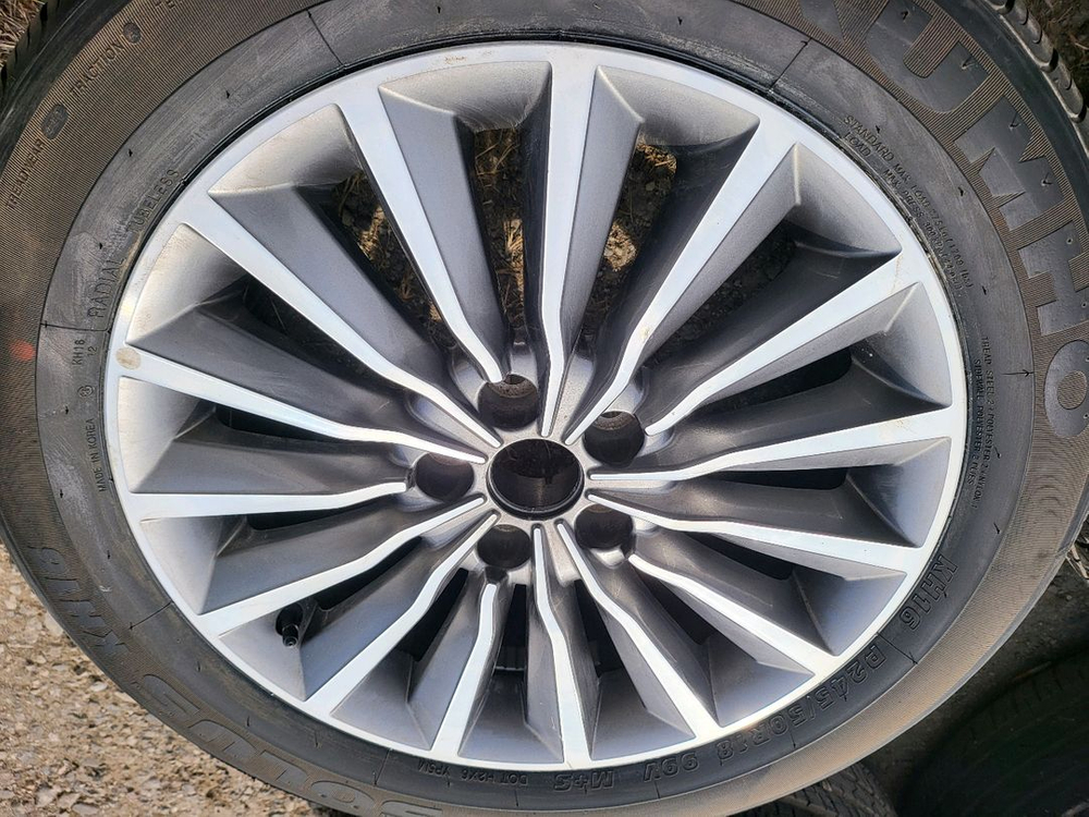 신형 에쿠스VI 18인치 터빈휠 한대분 이미지