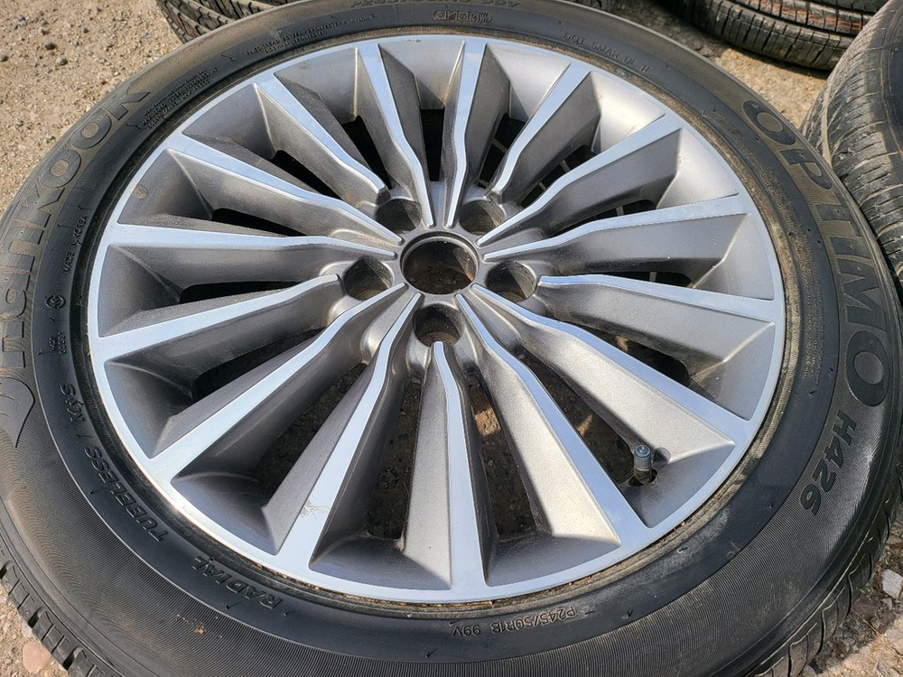 신형 에쿠스VI 18인치 터빈휠 한대분 이미지