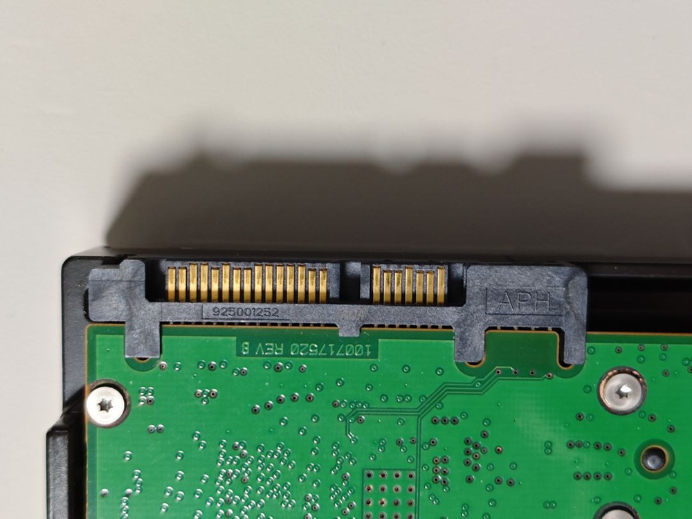 시게이트 바라쿠다 3TB HDD--2