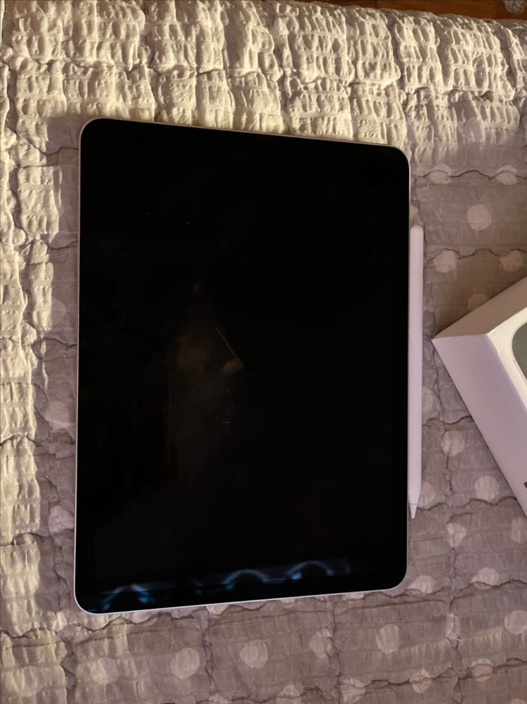 iPad Air 11-inch (M3) 퍼플 색상--1