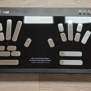 오라 측정기 오라컴 판매합니다.