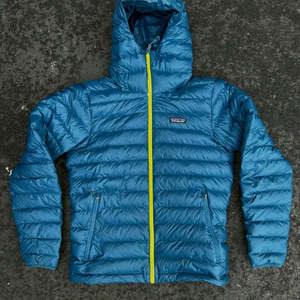 파티고니아 다운스웨터후디 택 달린 새제품