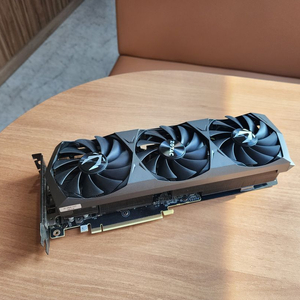 조텍3070ti 트리니티 그래픽카드 이미지