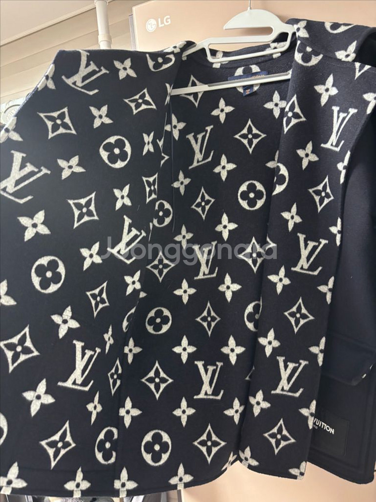 [정품] 루이비통 플랩 포켓 후디드 랩 코트 네이비--5