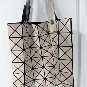 바오바오 정품 루센트 토트백/숄더백