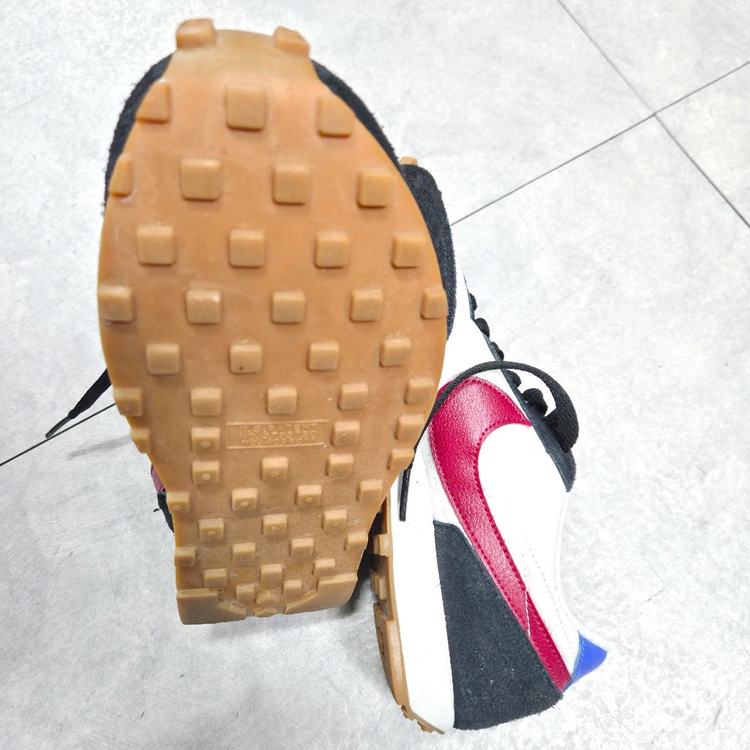 나이키 데이브레이크 화이트 노블레드 235--2