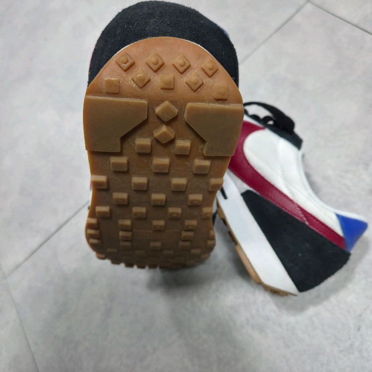 나이키 데이브레이크 화이트 노블레드 235--3