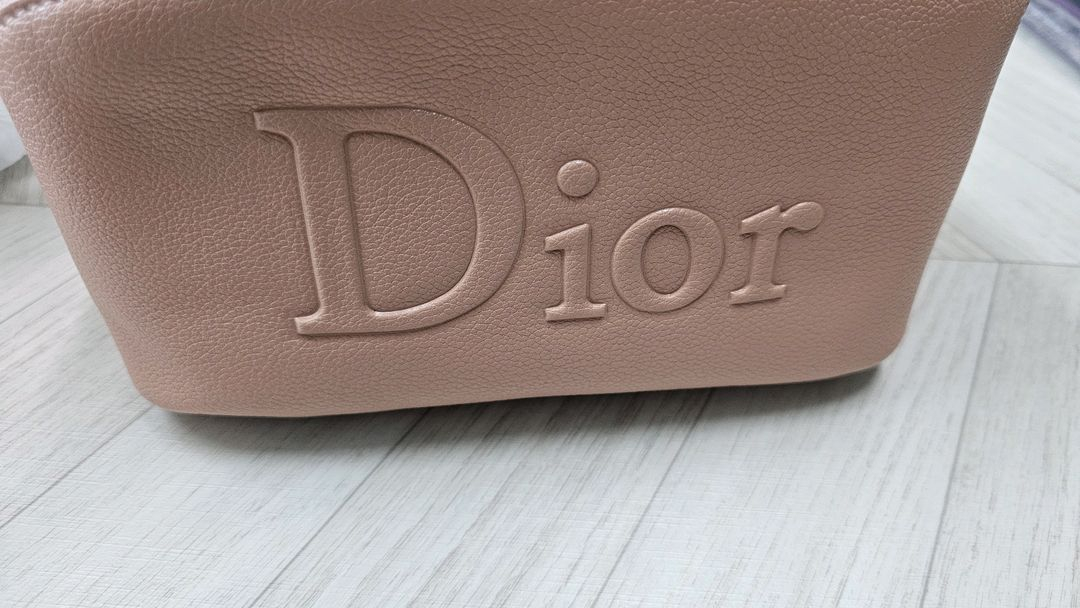 디올 가죽 파우치 <양가죽>--4