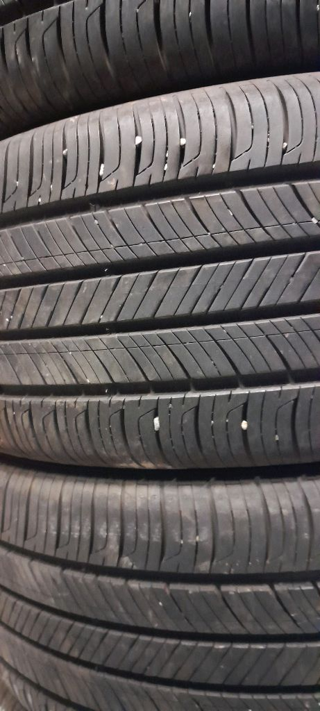 한국 2254517인치 중고타이어 한대분 팝니다 이미지