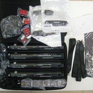 고독스 TL30-4K 튜브형 LED 조명 세트