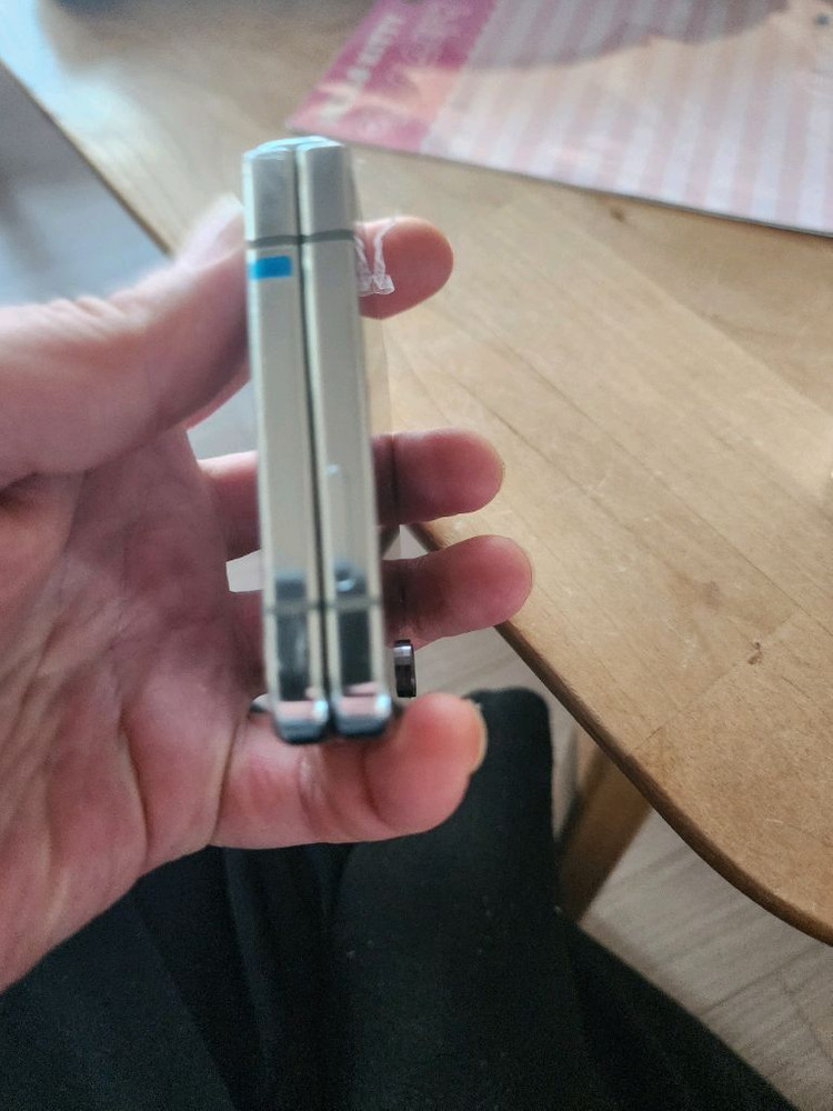 갤럭시 플립5 256gb 민트 리퍼.센터판.교체제품--14