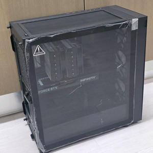 신품급, 안심결제 가능) 7800x3d 5060ti 게이밍 데스크탑 반본체 pc 팝니다(5070ti 교체 가능)