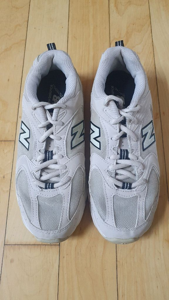 뉴발란스 운동화 220사이즈 이미지