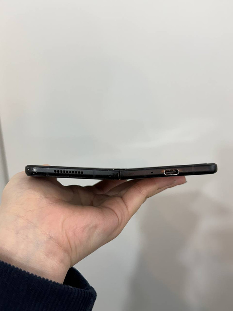 무잔상)갤럭시Z폴드3 블랙 256GB Y1515 이미지