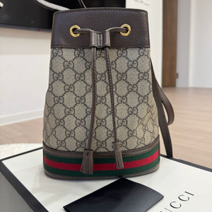 구찌 오피디아 버킷백. 스몰사이즈