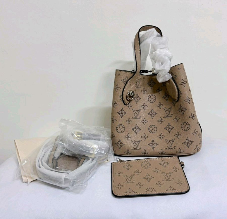 블라썸 미니 버킷백(새상품)--1